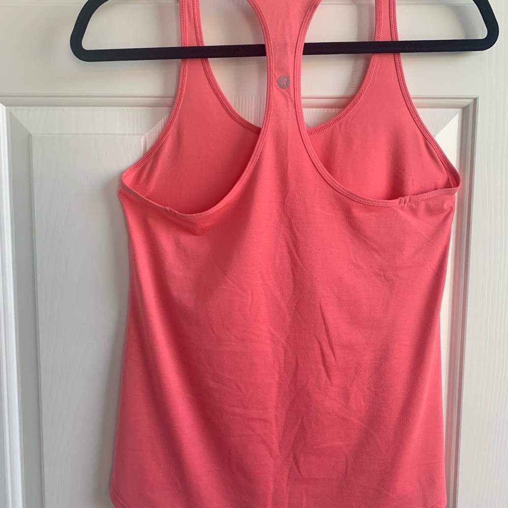 Lululemon tank